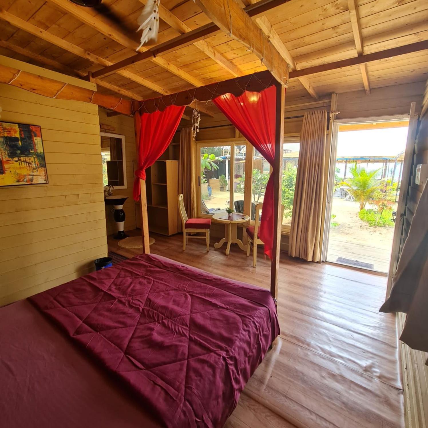 Love Temple Beach Resort Arambol Dış mekan fotoğraf