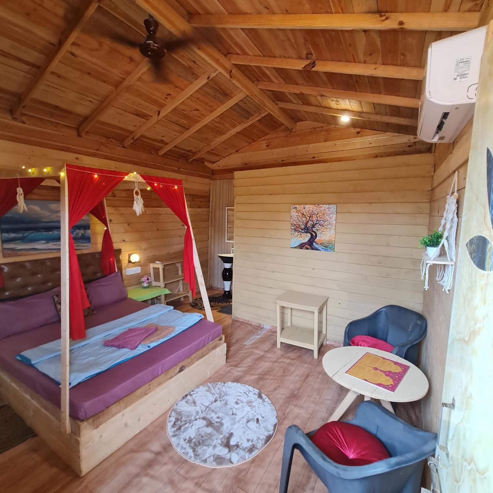 Love Temple Beach Resort Arambol Dış mekan fotoğraf